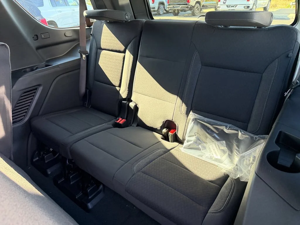 Used 2026 Black Chevrolet LS image 23