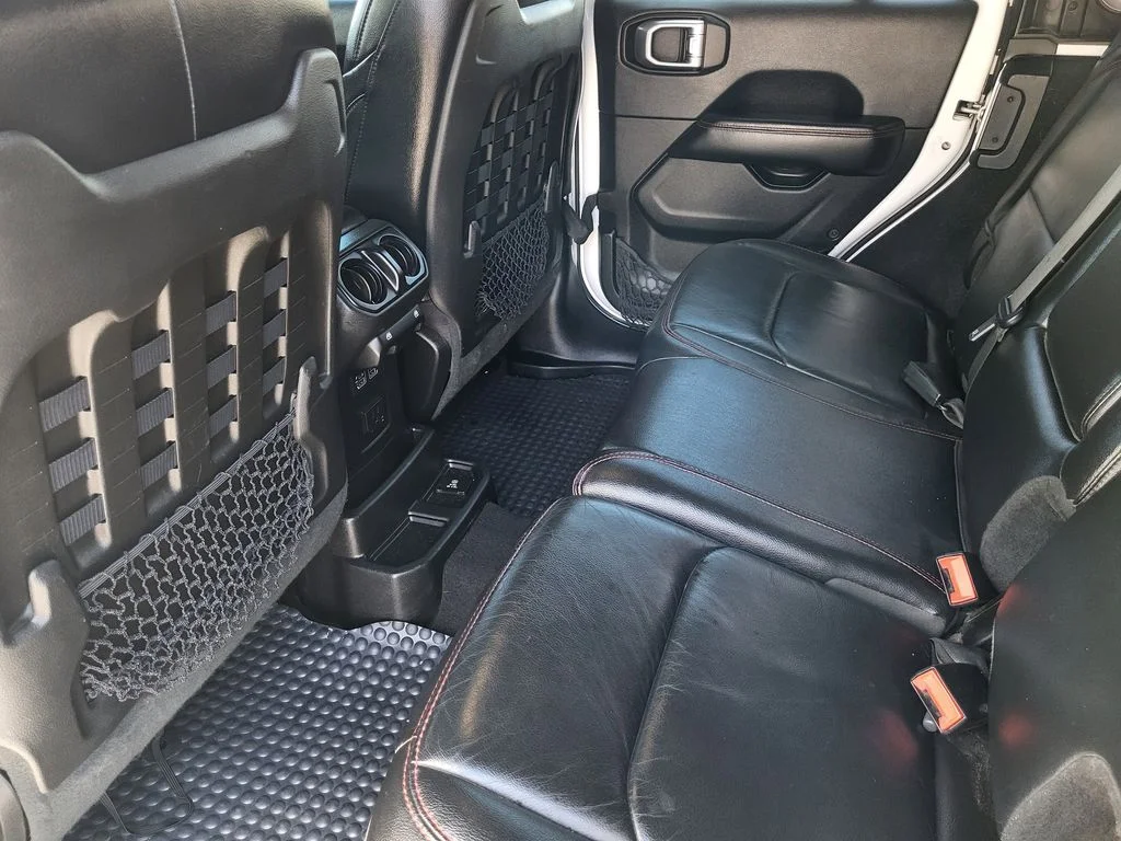Used 2019 White Jeep Rubicon image 21