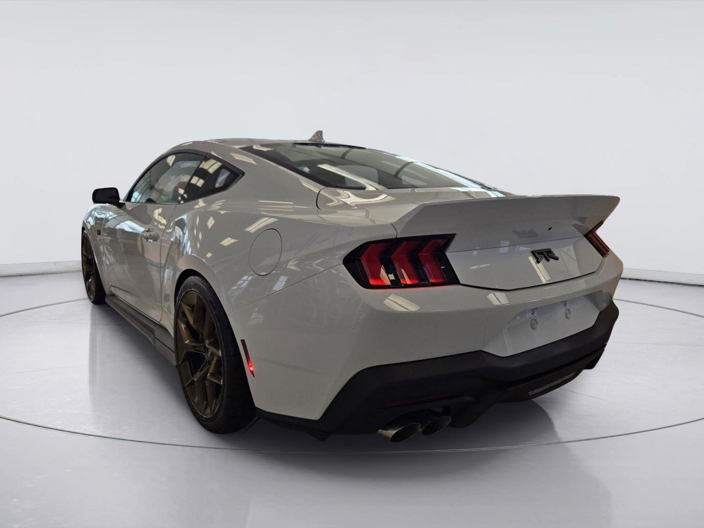 New 2026 Oxford White Ford GT Fastback image 4