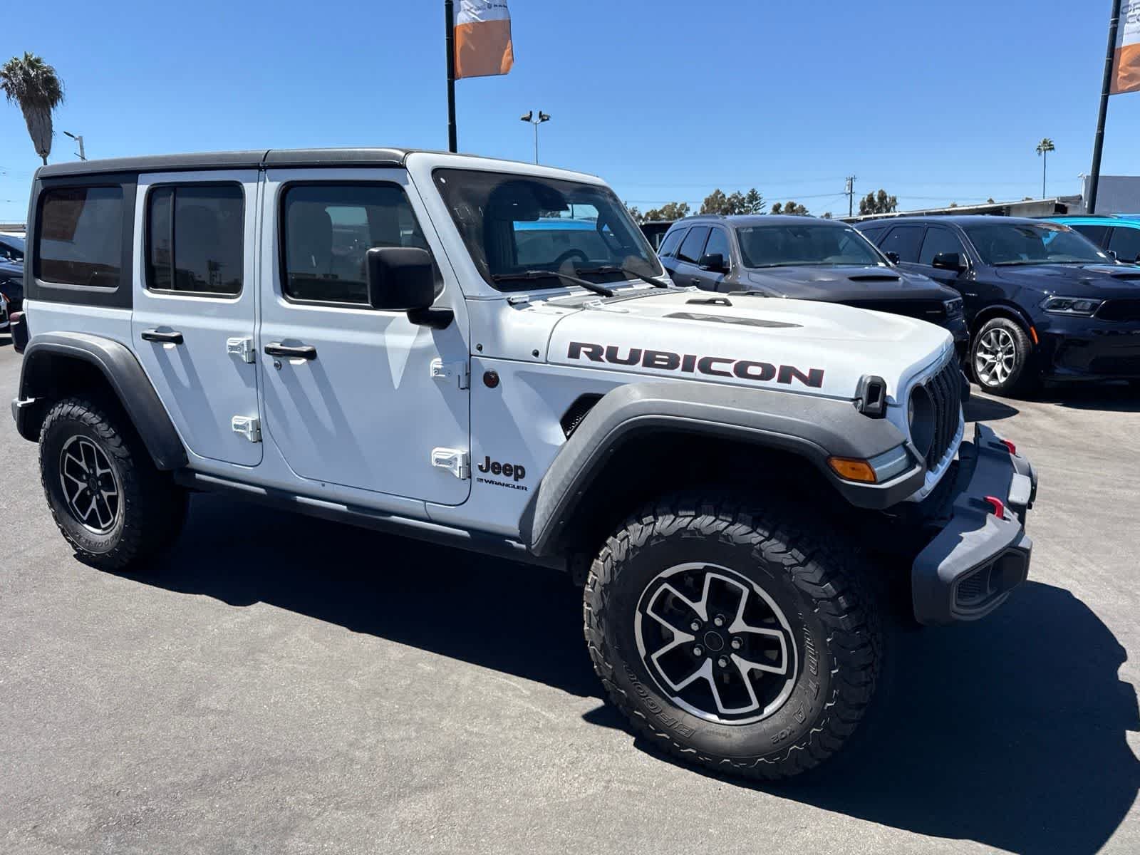 Used 2024 Bright White Clearcoat Jeep Rubicon image 8