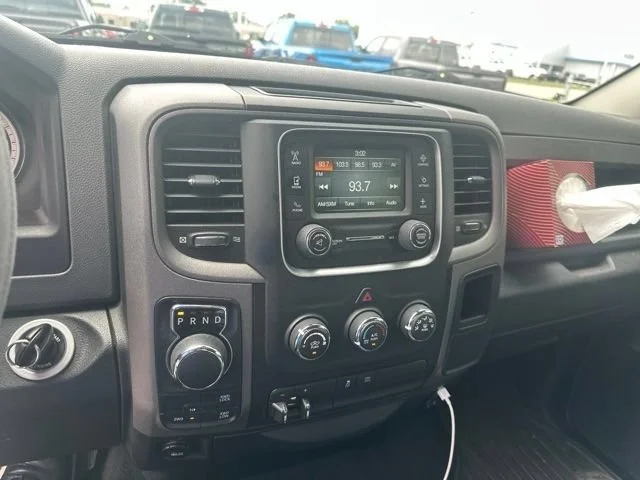 Used 2017 True Blue Pearlcoat Ram Tradesman image 22