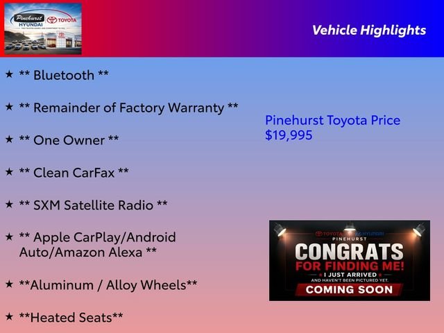 Used 2025 Silver Hyundai SEL Convenience image 2