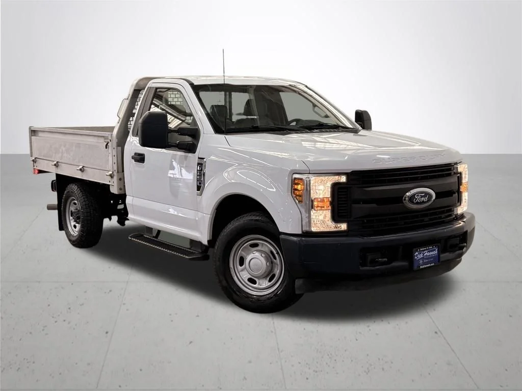 Used 2018 White Ford XL image 7