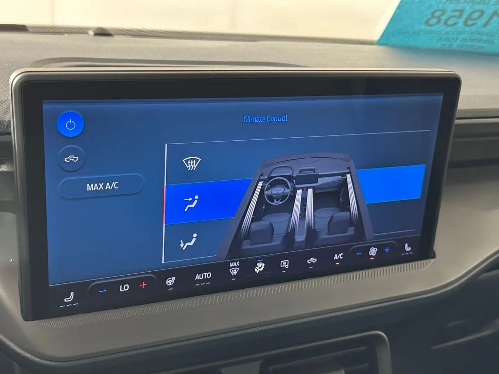 2025 Ford Maverick XLT - Photo 13