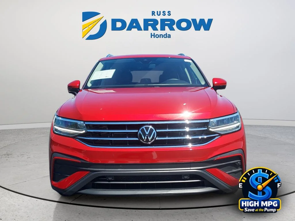 Used 2022 Red Volkswagen 2.0T SE image 8