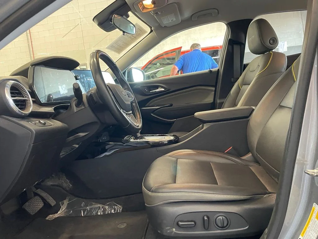 Used 2024 Gray Chevrolet ACTIV image 10