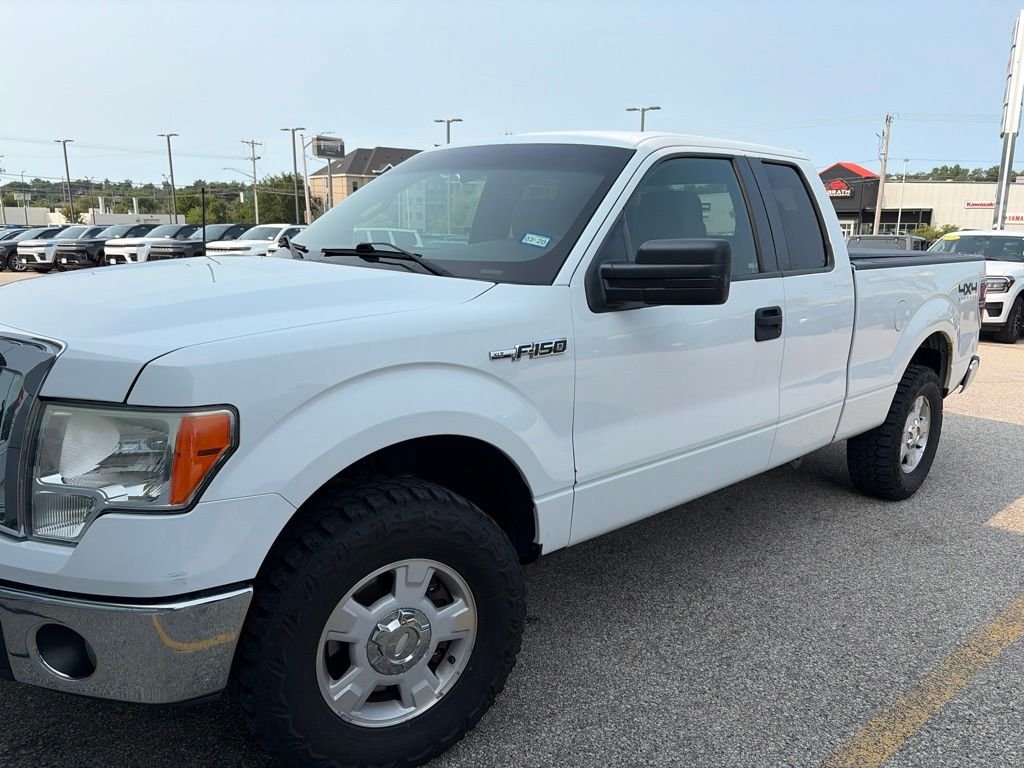 Used 2012 White Ford XLT image 5
