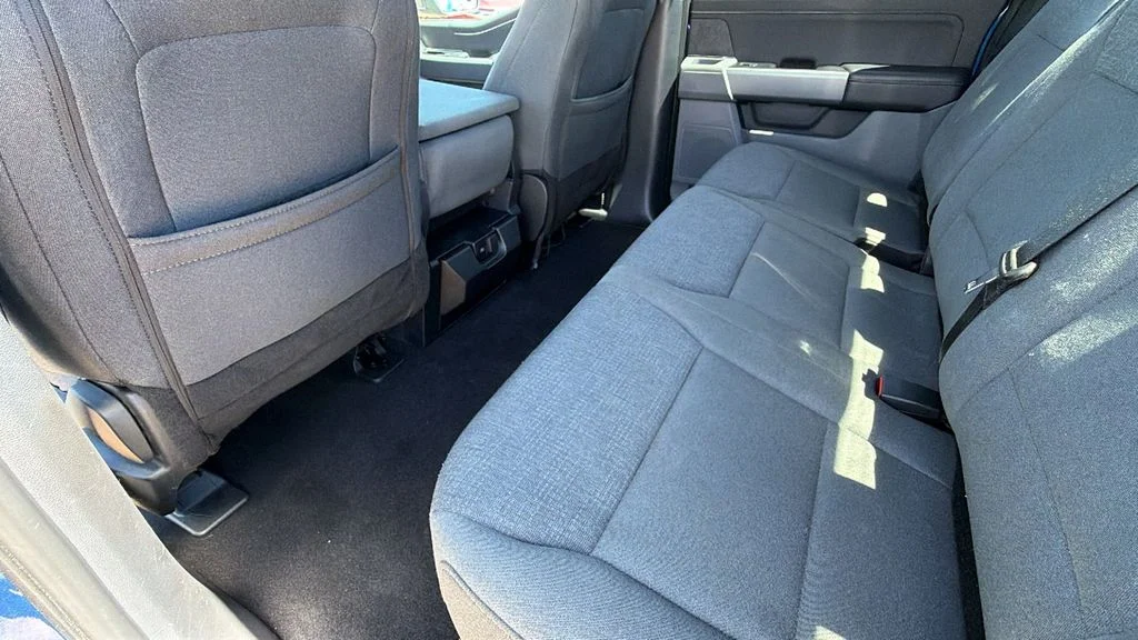 Used 2025 Blue Metallic Ford XLT image 24