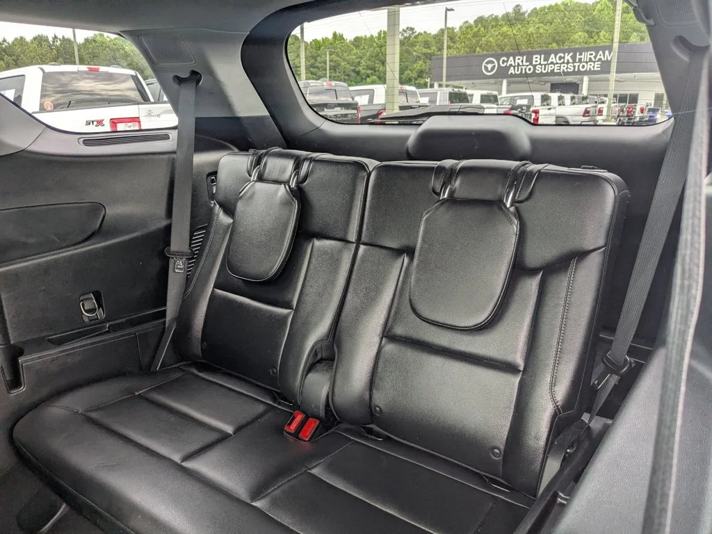 Used 2021  Ford Limited image 26
