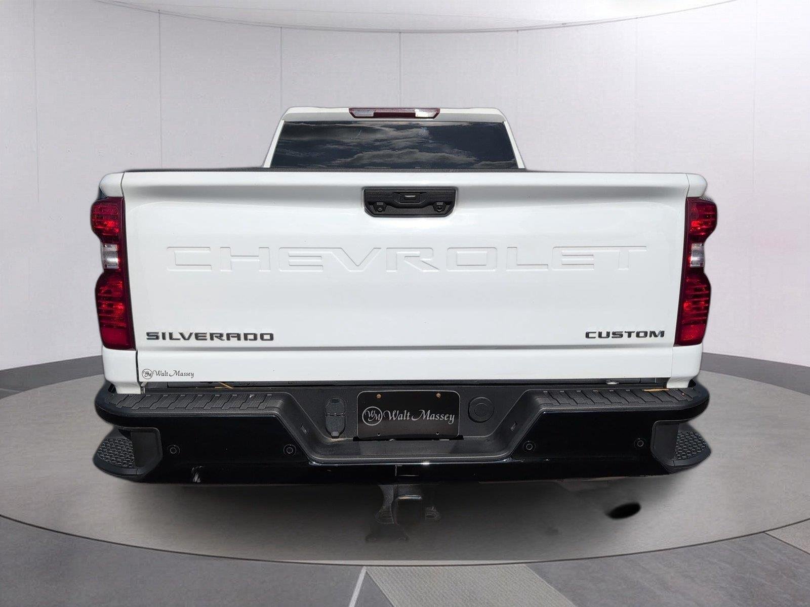Used 2024 Summit White Chevrolet Custom image 4