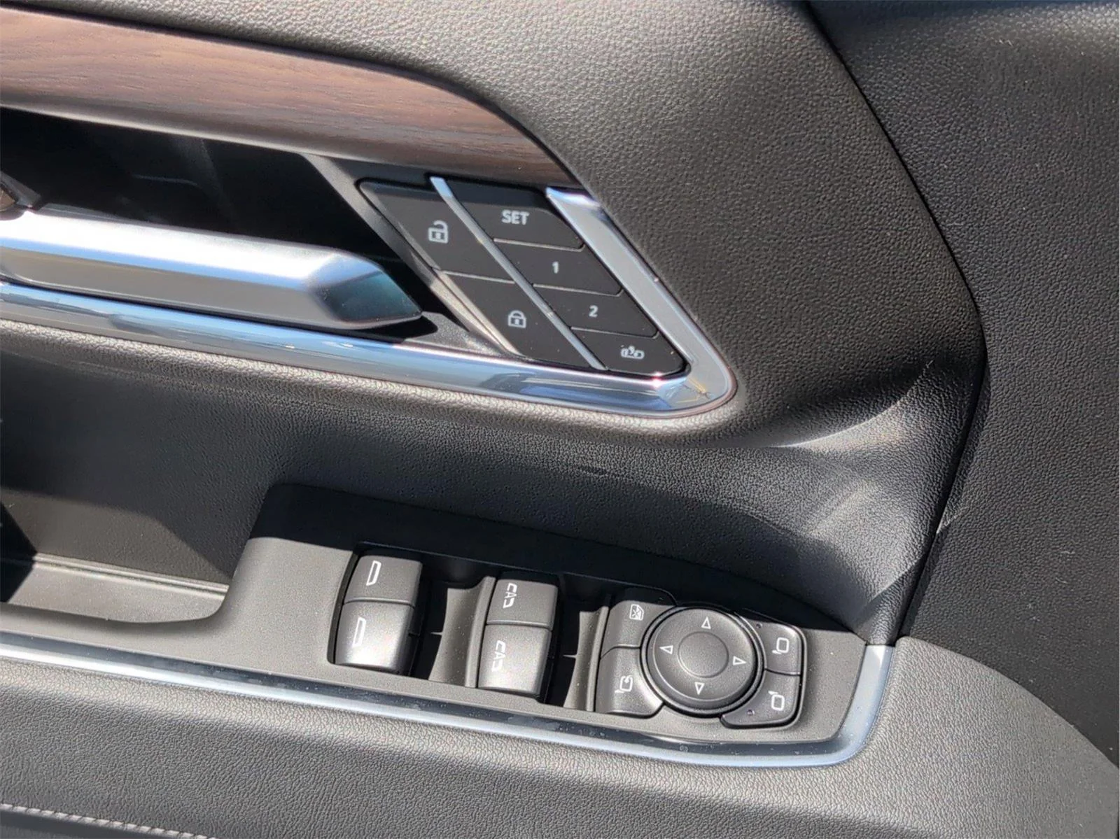 New 2026 Sterling Metallic GMC SLT image 26