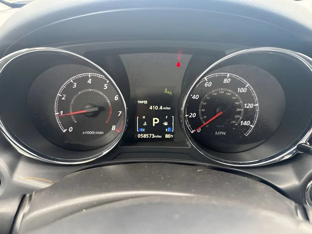 Used 2024 Gray Mitsubishi S image 15