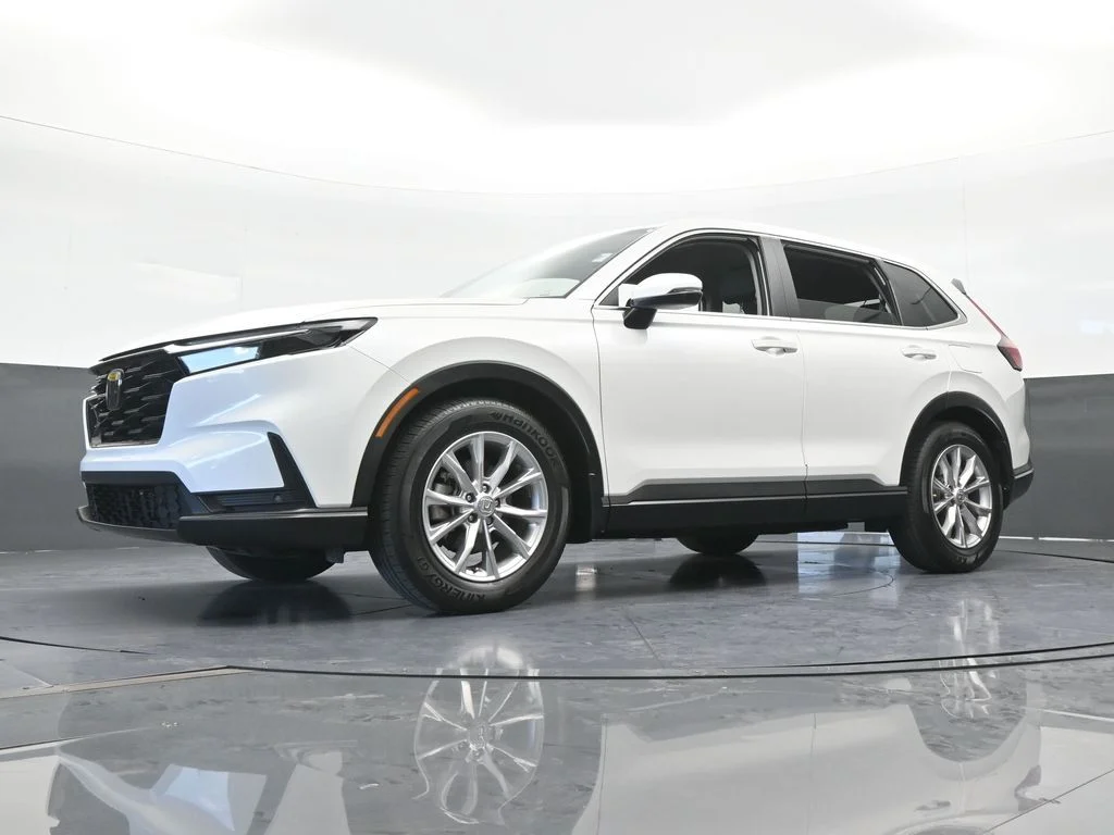 Used 2024 White Honda EX-L image 57