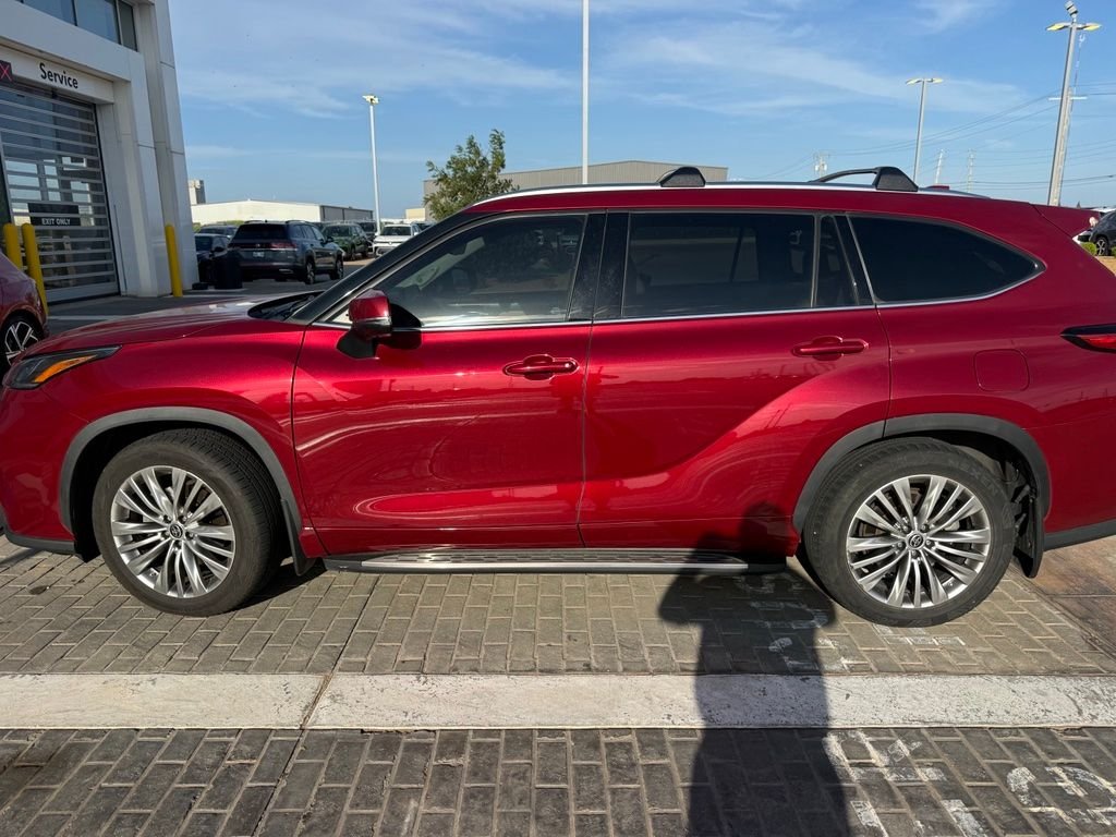 Used 2022 Ruby Flare Pearl Toyota Platinum image 2