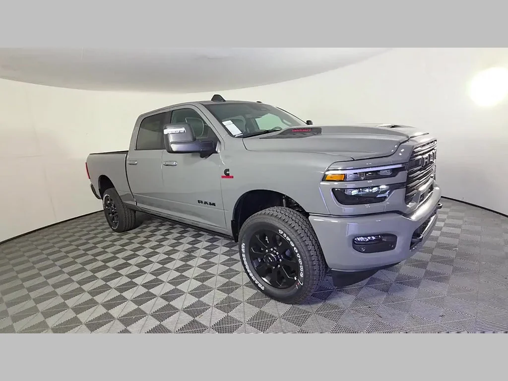 New 2026 Ceramic Gray Clear-Coat Exterior Paint RAM Laramie image 21