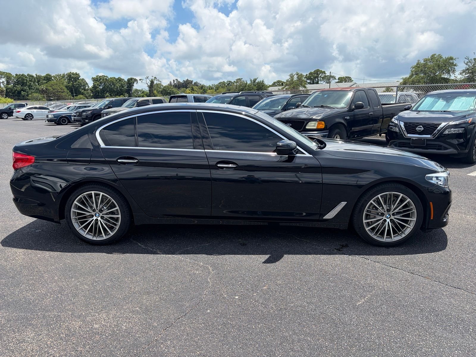 Used 2018 Black BMW 530i image 8