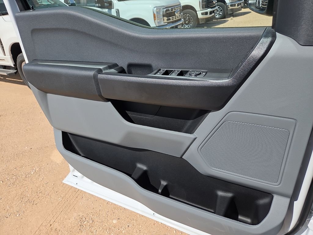 New 2026 Oxford White Ford F-350® XL image 20
