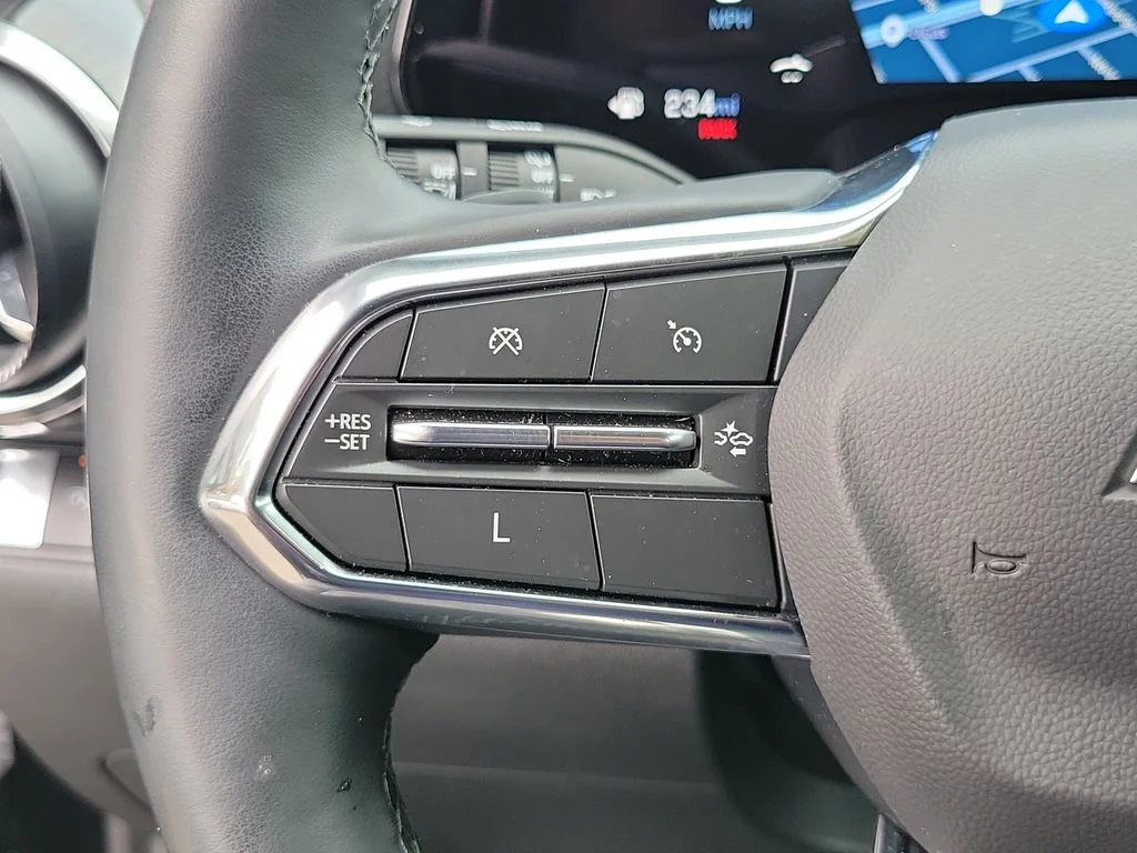 Used 2025 Black Chevrolet LT image 28