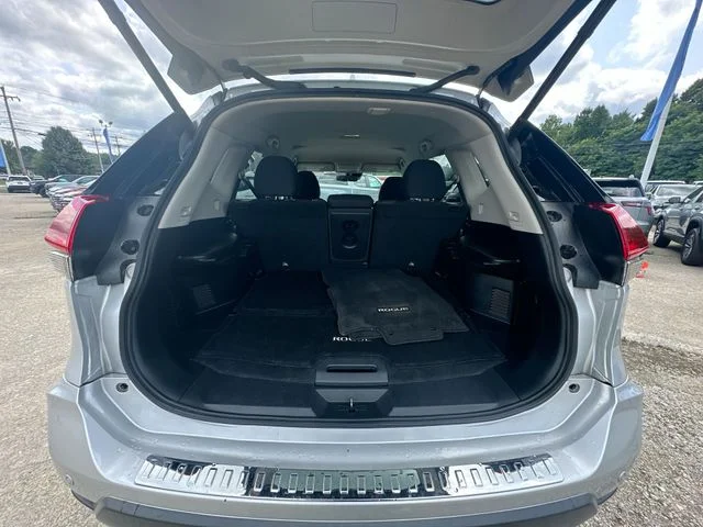 Used 2019 Silver Nissan SV image 41