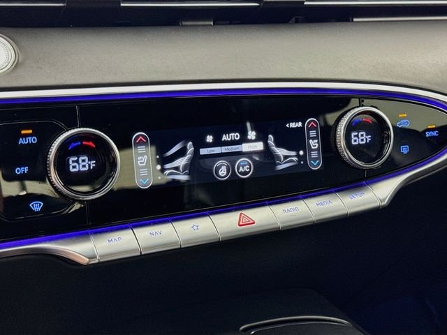 2024 GENESIS GV70 Standard - Photo 27