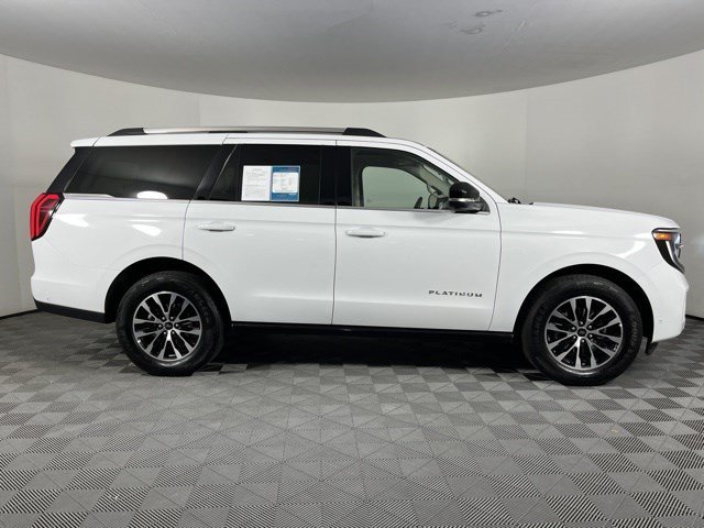 Certified Used 2025 Oxford White Ford Platinum image 8