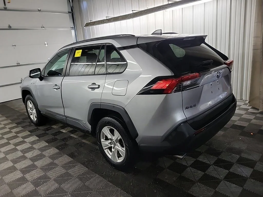 Certified Used 2021 Silver Toyota XLE image 14
