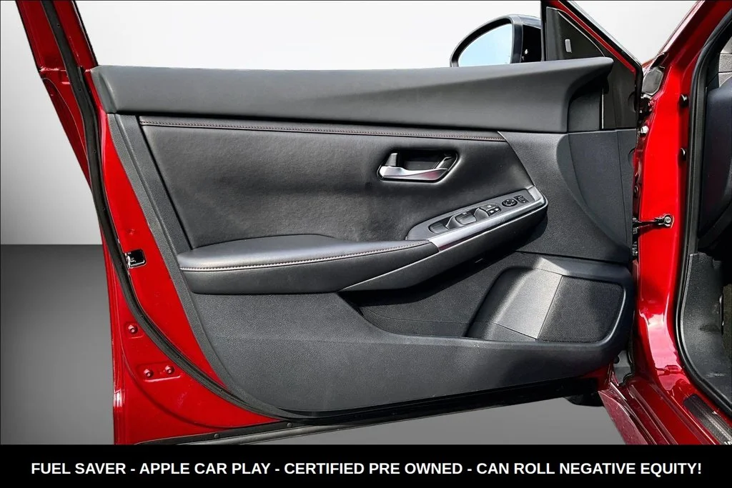 Used 2023 Red Nissan SR image 19