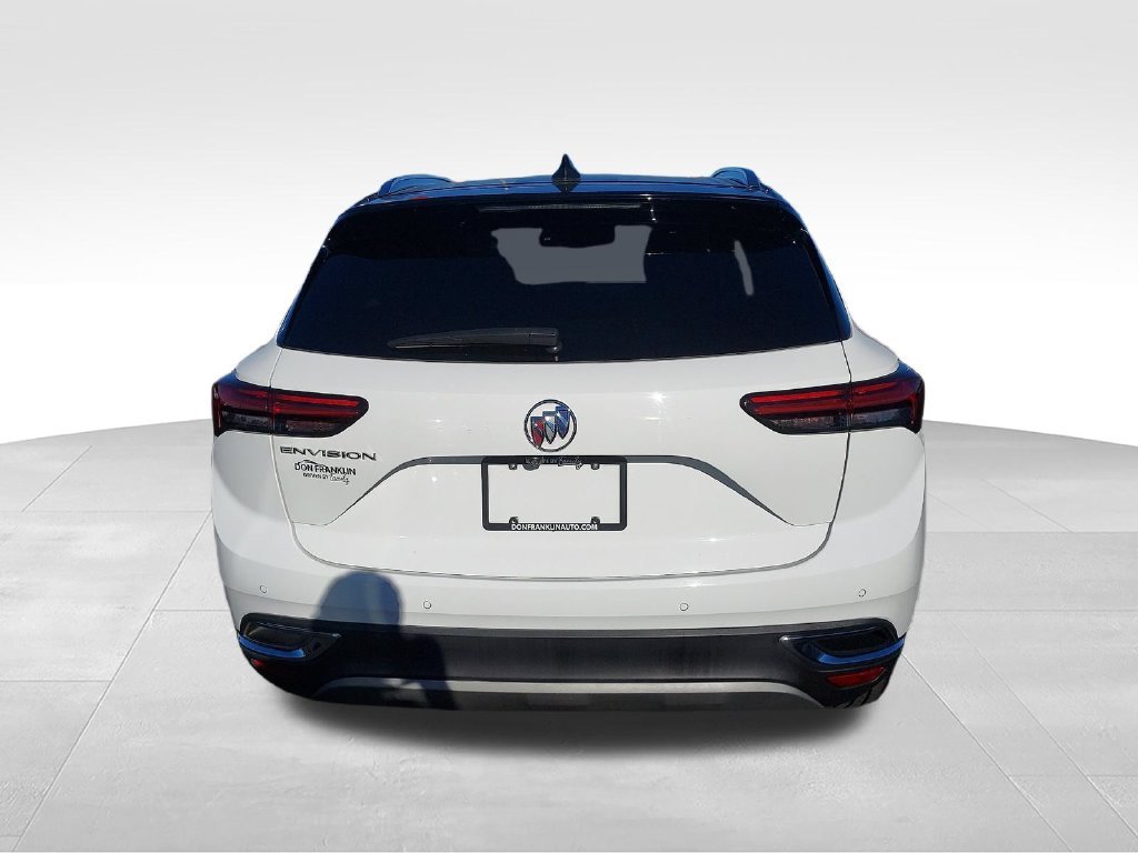 Used 2021 White Buick Essence image 4