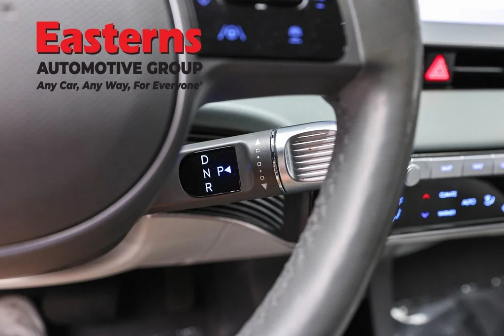 Used 2023 Gray Hyundai SEL image 13
