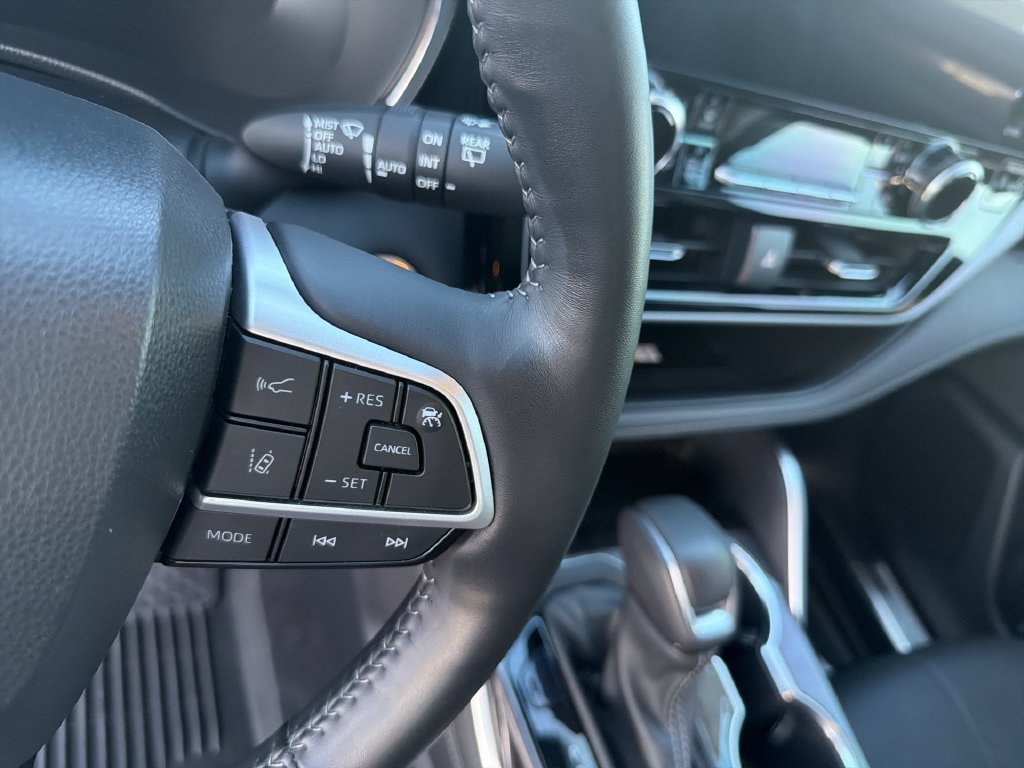 Used 2024 Beige Toyota Platinum image 18
