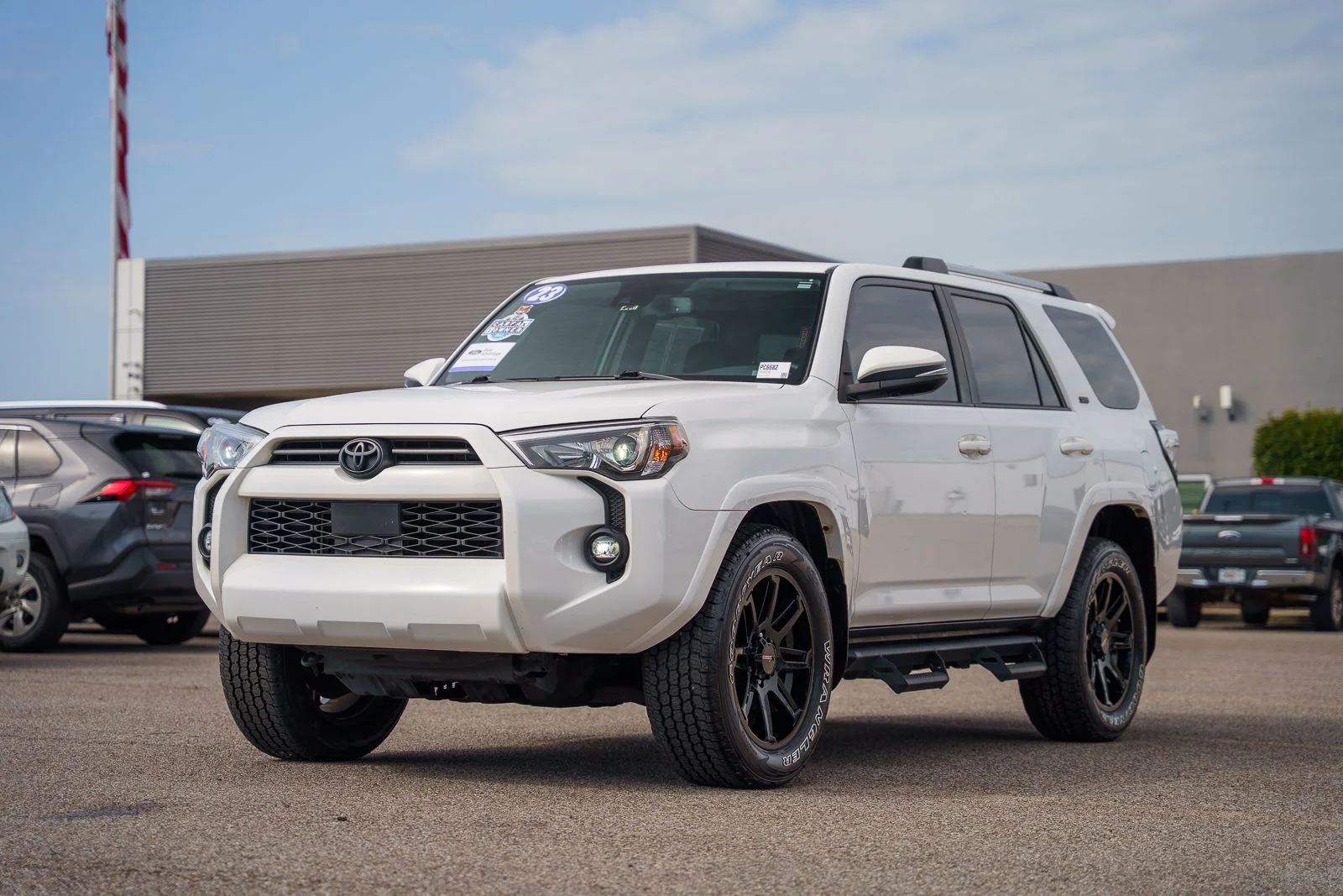 Used 2023 White Toyota SR5 Premium image 2