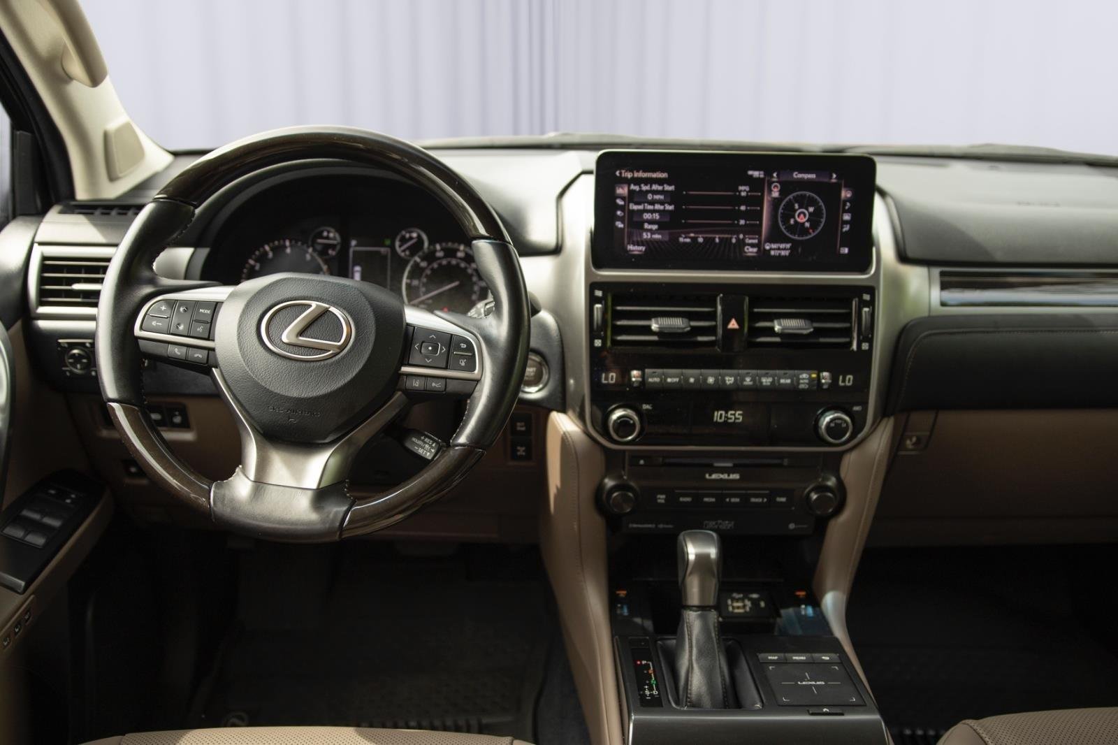 Used 2022 Blue Lexus GX 460 Premium image 3