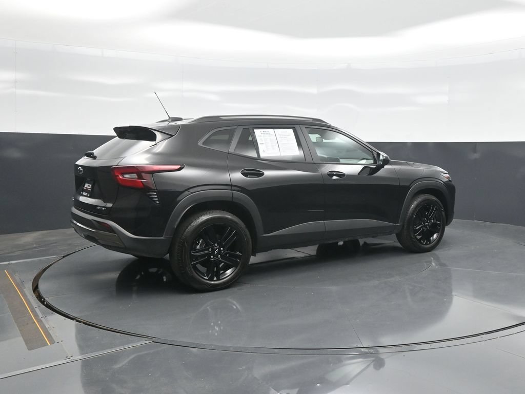 Used 2026 Black Chevrolet ACTIV image 7
