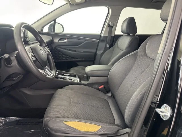 Used 2019 Black Hyundai SE image 24