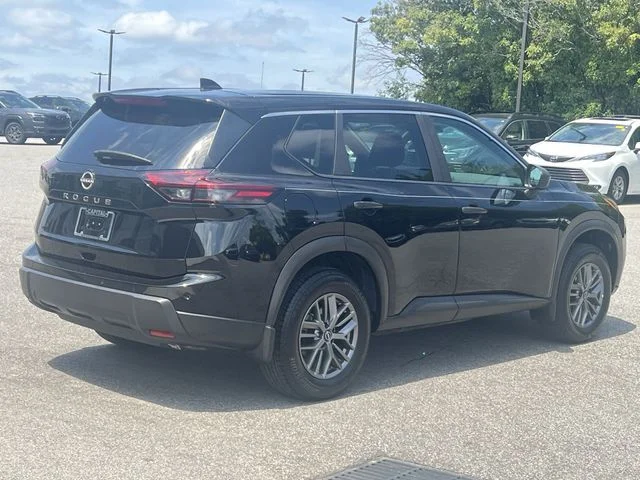 Used 2025 Black Nissan S image 13