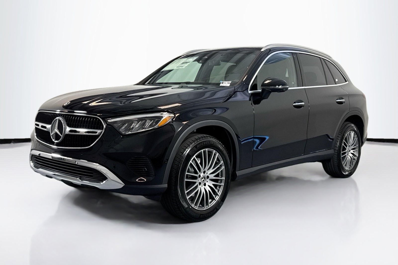 New 2026 Black Mercedes-Benz GLC 300 image 1