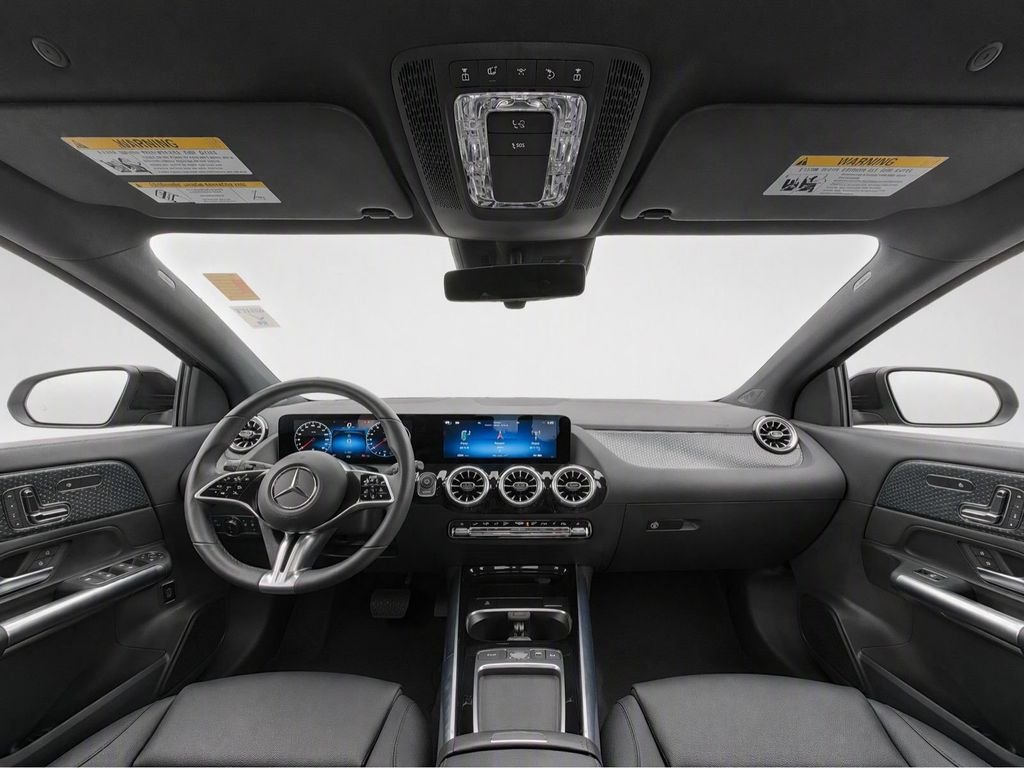 Used 2025  Mercedes-Benz GLA 250 image 27
