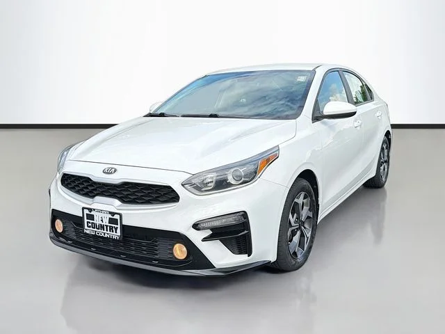 Used 2021 White Kia LXS image 3