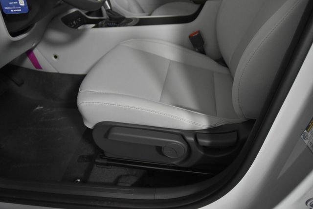 New 2027 Gray Hyundai SEL Sport AWD image 60