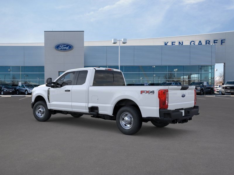 New 2026 Oxford White Ford XL image 4