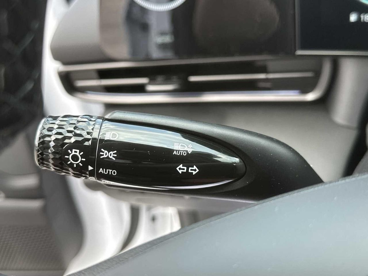 2025 Hyundai Elantra Blue - Photo 34