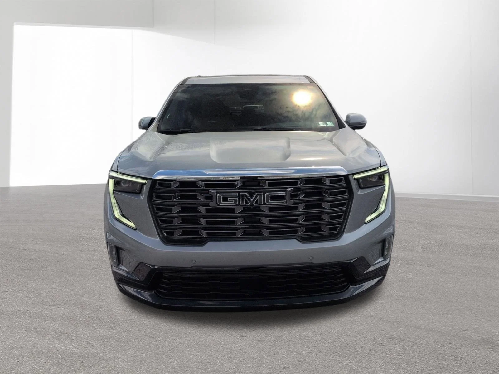 New 2026 Sterling Metallic GMC Denali Ultimate image 2