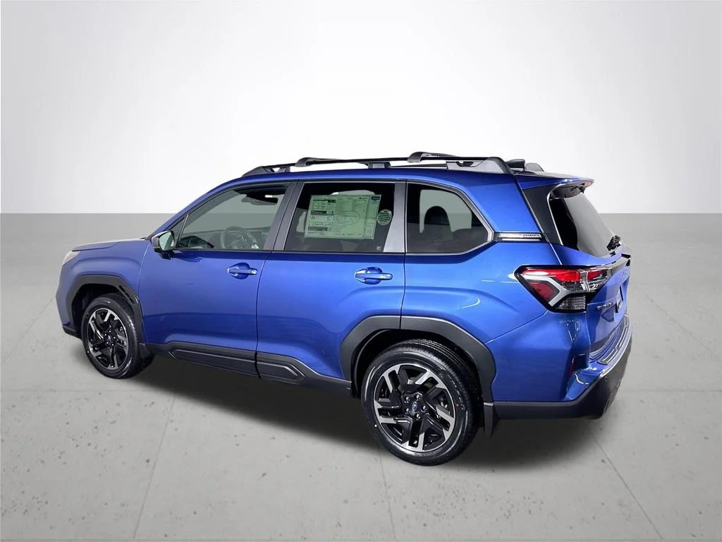 New 2026 DAYBREAK BLUE PEARL Subaru Limited image 8