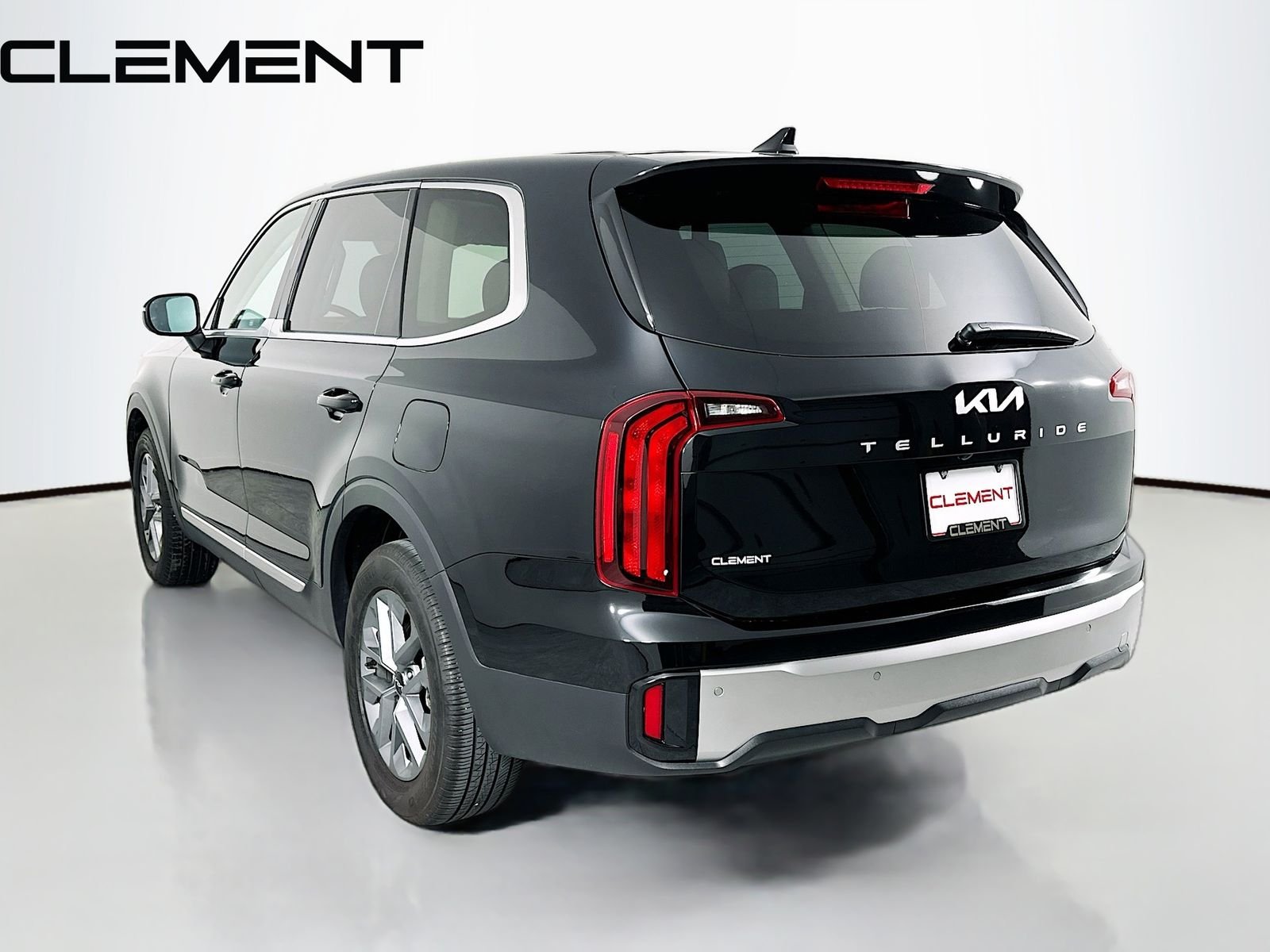 2025 Kia Telluride LX - Photo 10