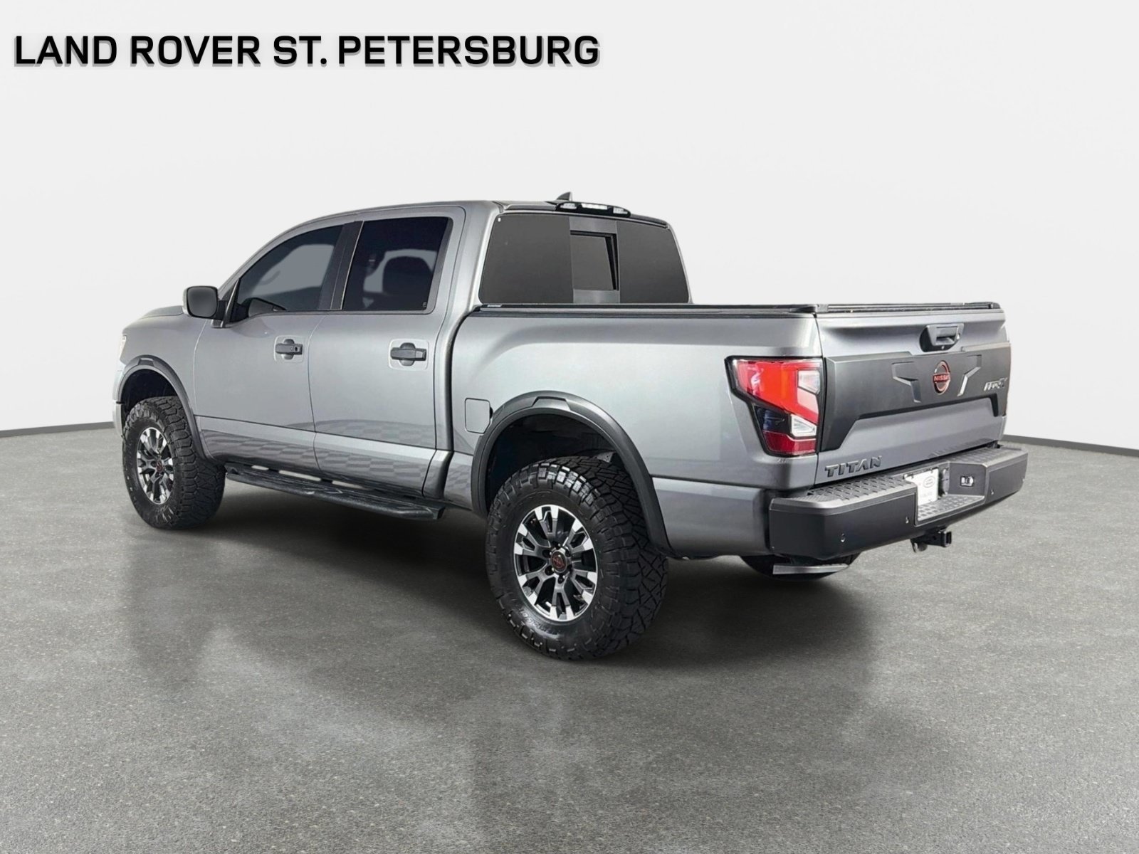 Used 2024 Gun Metallic Nissan PRO-4X image 7
