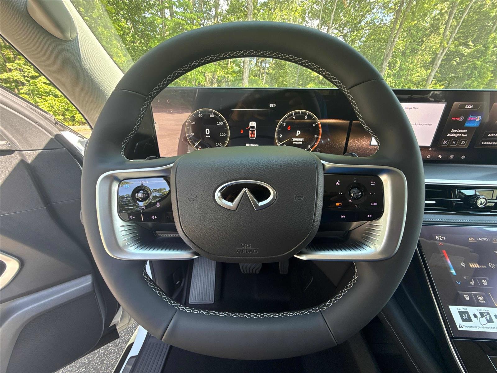 New 2026 RADIANT WHITE INFINITI Luxe 4WD image 18