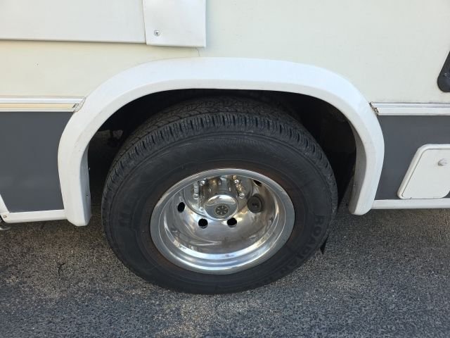 Used 2006 Oxford White Clearcoat Ford Red River image 29