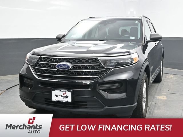 Used 2022 Black Ford XLT image 2