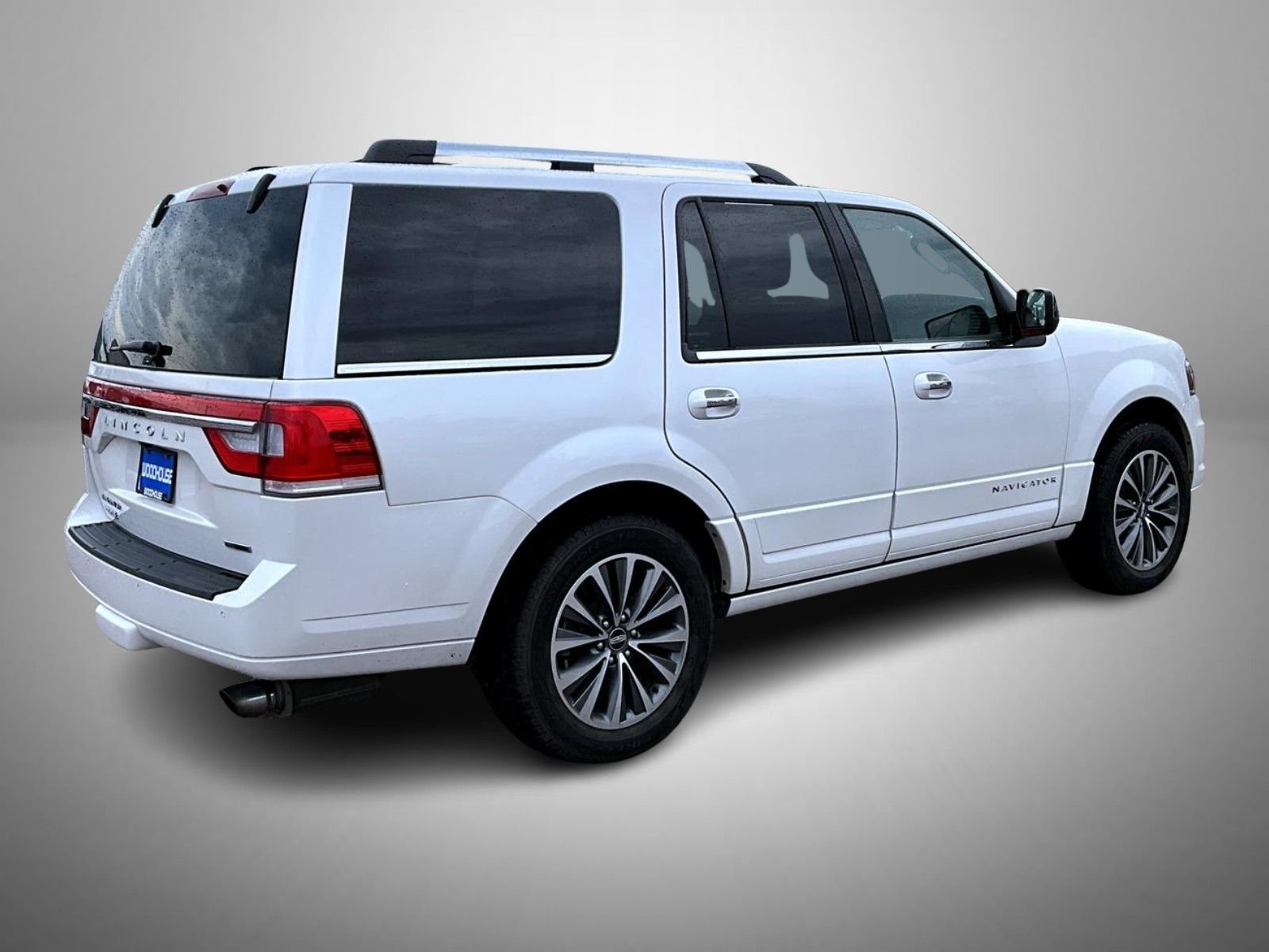 Used 2016 White Lincoln Select image 5