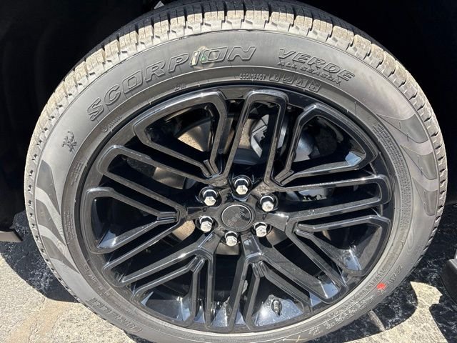 New 2026 High Gloss Black Exterior Paint Jeep Limited Reserve image 30